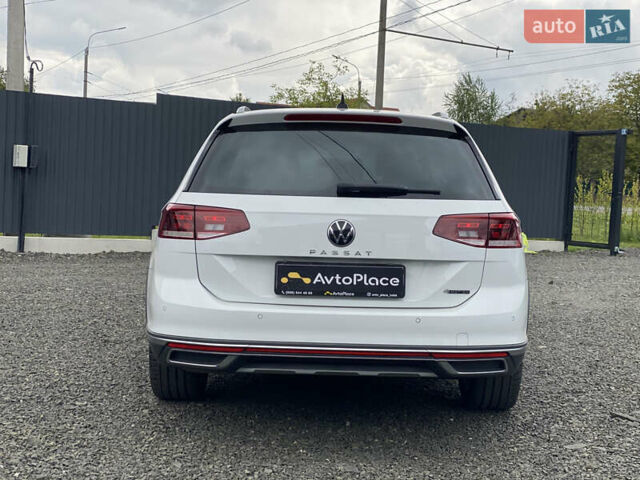 Білий Фольксваген Пассат Альтрак, об'ємом двигуна 1.97 л та пробігом 241 тис. км за 24999 $, фото 104 на Automoto.ua