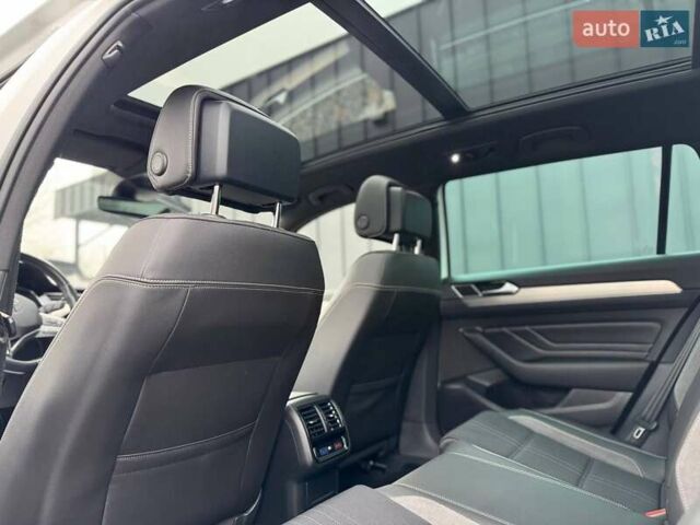 Белый Фольксваген Пассат Альтрак, объемом двигателя 2 л и пробегом 126 тыс. км за 32800 $, фото 16 на Automoto.ua