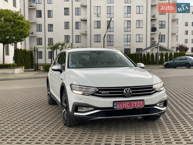 Білий Фольксваген Пассат Альтрак, об'ємом двигуна 1.97 л та пробігом 241 тис. км за 24999 $, фото 7 на Automoto.ua