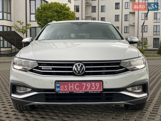 Білий Фольксваген Пассат Альтрак, об'ємом двигуна 1.97 л та пробігом 241 тис. км за 24999 $, фото 37 на Automoto.ua