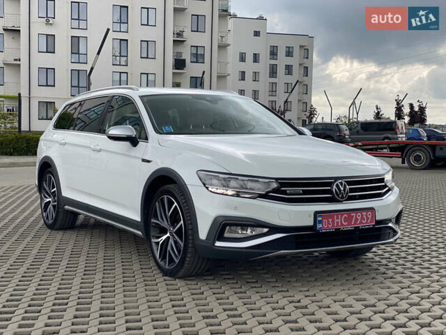 Білий Фольксваген Пассат Альтрак, об'ємом двигуна 1.97 л та пробігом 241 тис. км за 24999 $, фото 10 на Automoto.ua