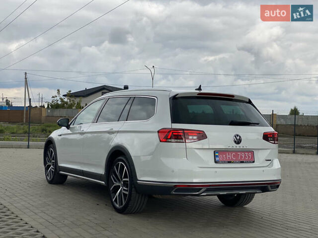 Білий Фольксваген Пассат Альтрак, об'ємом двигуна 1.97 л та пробігом 241 тис. км за 24999 $, фото 44 на Automoto.ua