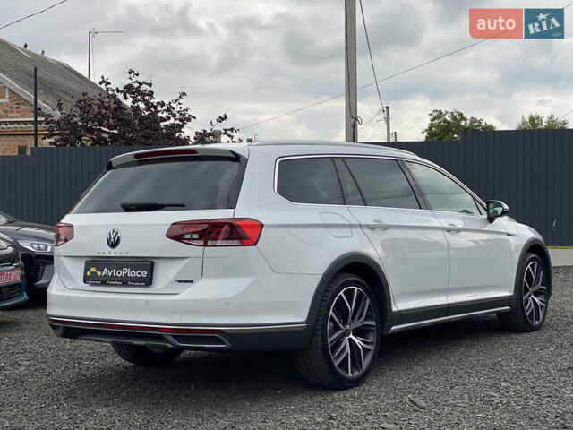 Білий Фольксваген Пассат Альтрак, об'ємом двигуна 1.97 л та пробігом 241 тис. км за 24999 $, фото 106 на Automoto.ua