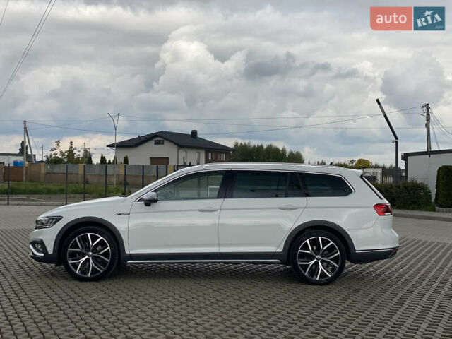 Білий Фольксваген Пассат Альтрак, об'ємом двигуна 1.97 л та пробігом 241 тис. км за 24999 $, фото 20 на Automoto.ua