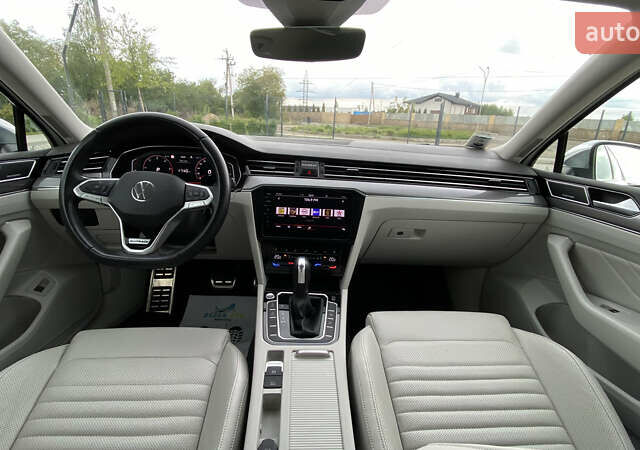 Білий Фольксваген Пассат Альтрак, об'ємом двигуна 1.97 л та пробігом 241 тис. км за 24999 $, фото 53 на Automoto.ua