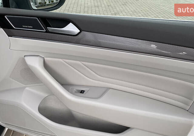 Білий Фольксваген Пассат Альтрак, об'ємом двигуна 1.97 л та пробігом 241 тис. км за 24999 $, фото 75 на Automoto.ua