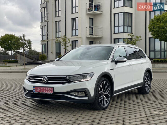 Білий Фольксваген Пассат Альтрак, об'ємом двигуна 1.97 л та пробігом 241 тис. км за 24999 $, фото 3 на Automoto.ua