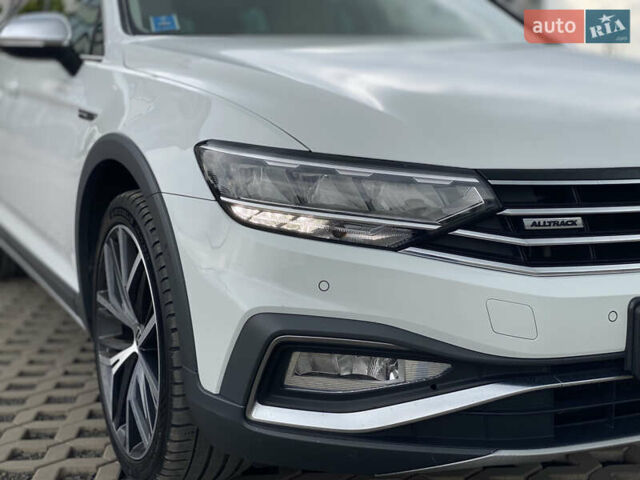 Білий Фольксваген Пассат Альтрак, об'ємом двигуна 1.97 л та пробігом 241 тис. км за 24999 $, фото 11 на Automoto.ua