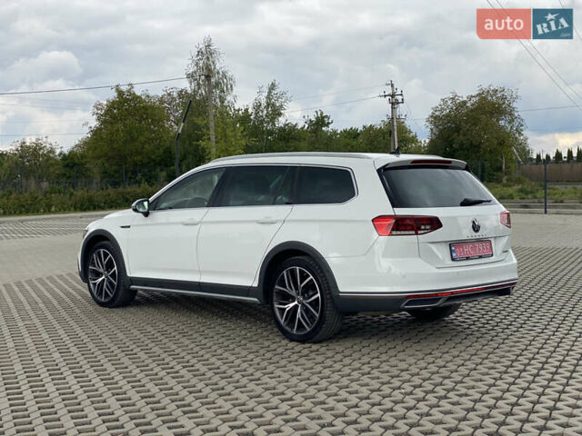 Білий Фольксваген Пассат Альтрак, об'ємом двигуна 1.97 л та пробігом 241 тис. км за 24999 $, фото 21 на Automoto.ua