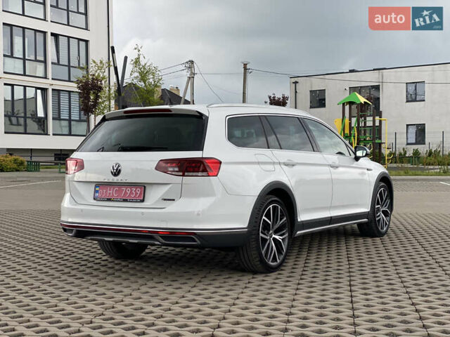 Білий Фольксваген Пассат Альтрак, об'ємом двигуна 1.97 л та пробігом 241 тис. км за 24999 $, фото 29 на Automoto.ua