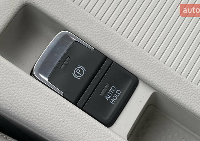 Білий Фольксваген Пассат Альтрак, об'ємом двигуна 1.97 л та пробігом 241 тис. км за 24999 $, фото 67 на Automoto.ua