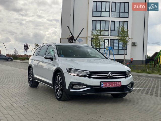 Білий Фольксваген Пассат Альтрак, об'ємом двигуна 1.97 л та пробігом 241 тис. км за 24999 $, фото 39 на Automoto.ua