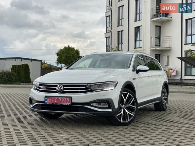 Білий Фольксваген Пассат Альтрак, об'ємом двигуна 1.97 л та пробігом 241 тис. км за 24999 $, фото 95 на Automoto.ua