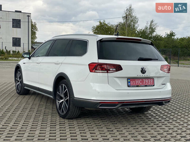 Білий Фольксваген Пассат Альтрак, об'ємом двигуна 1.97 л та пробігом 241 тис. км за 24999 $, фото 24 на Automoto.ua