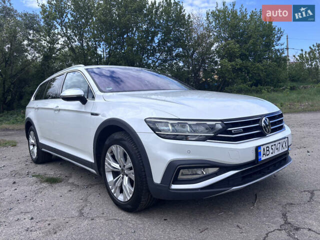 Білий Фольксваген Пассат Альтрак, об'ємом двигуна 1.97 л та пробігом 198 тис. км за 27900 $, фото 4 на Automoto.ua