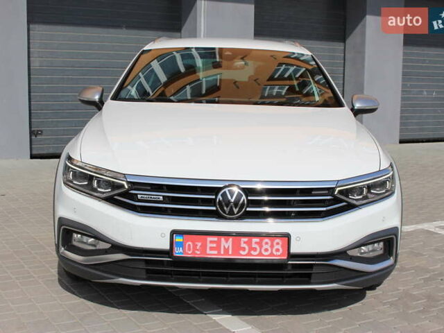 Белый Фольксваген Пассат Альтрак, объемом двигателя 1.97 л и пробегом 160 тыс. км за 30600 $, фото 7 на Automoto.ua