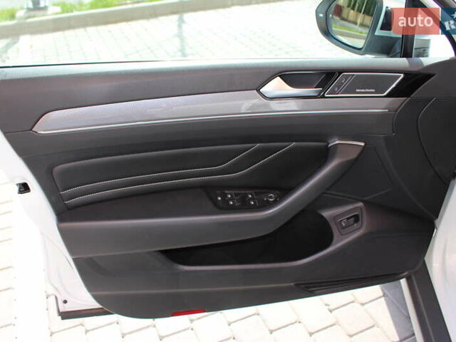 Белый Фольксваген Пассат Альтрак, объемом двигателя 1.97 л и пробегом 160 тыс. км за 30600 $, фото 13 на Automoto.ua