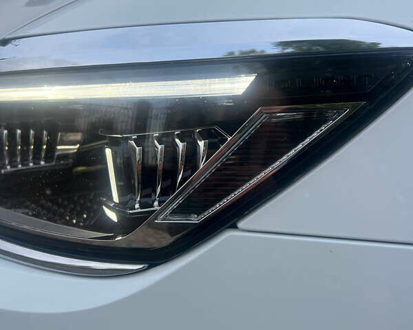 Белый Фольксваген Пассат Альтрак, объемом двигателя 1.97 л и пробегом 82 тыс. км за 33700 $, фото 9 на Automoto.ua