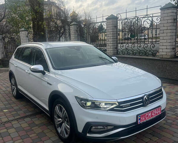 Белый Фольксваген Пассат Альтрак, объемом двигателя 1.97 л и пробегом 82 тыс. км за 33700 $, фото 7 на Automoto.ua