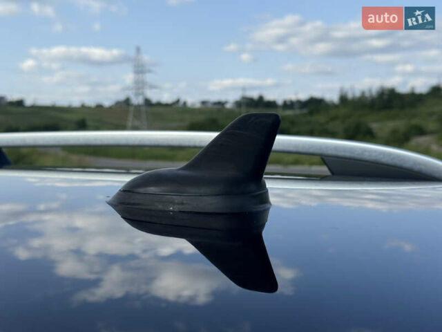 Черный Фольксваген Пассат Альтрак, объемом двигателя 2 л и пробегом 261 тыс. км за 13000 $, фото 30 на Automoto.ua