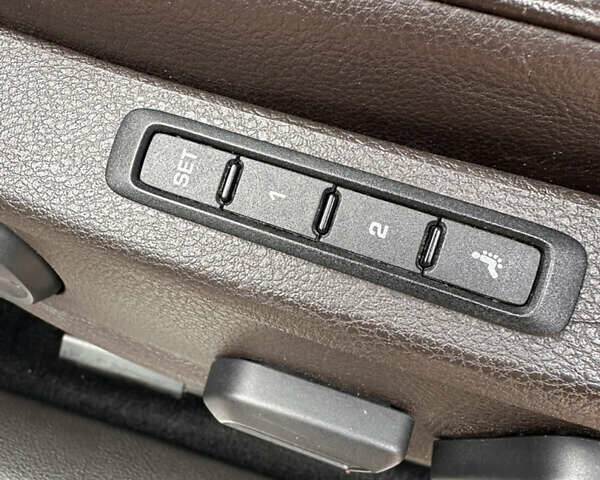 Чорний Фольксваген Пассат Альтрак, об'ємом двигуна 1.97 л та пробігом 287 тис. км за 14500 $, фото 43 на Automoto.ua