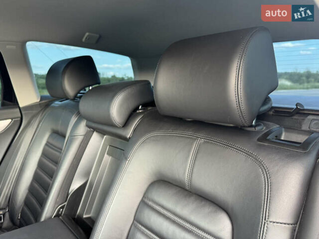 Черный Фольксваген Пассат Альтрак, объемом двигателя 2 л и пробегом 261 тыс. км за 13000 $, фото 25 на Automoto.ua