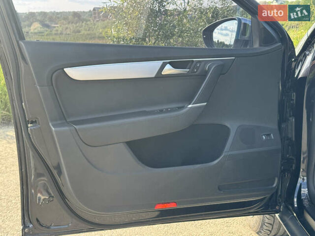 Черный Фольксваген Пассат Альтрак, объемом двигателя 2 л и пробегом 261 тыс. км за 13000 $, фото 17 на Automoto.ua