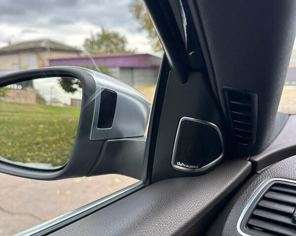 Чорний Фольксваген Пассат Альтрак, об'ємом двигуна 1.97 л та пробігом 287 тис. км за 14500 $, фото 25 на Automoto.ua