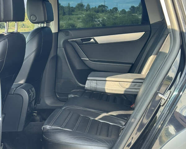 Черный Фольксваген Пассат Альтрак, объемом двигателя 2 л и пробегом 261 тыс. км за 13000 $, фото 22 на Automoto.ua