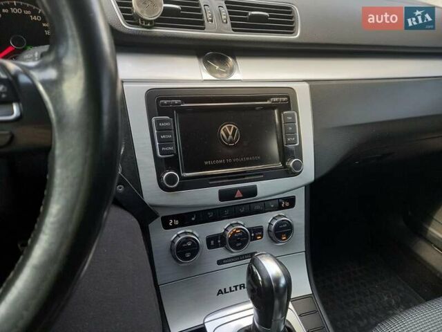 Черный Фольксваген Пассат Альтрак, объемом двигателя 2 л и пробегом 340 тыс. км за 12000 $, фото 14 на Automoto.ua