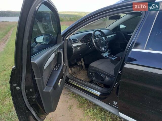 Черный Фольксваген Пассат Альтрак, объемом двигателя 2 л и пробегом 340 тыс. км за 12000 $, фото 18 на Automoto.ua