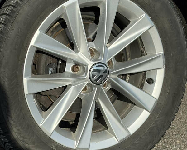 Черный Фольксваген Пассат Альтрак, объемом двигателя 2 л и пробегом 261 тыс. км за 13000 $, фото 39 на Automoto.ua