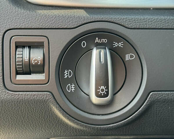 Черный Фольксваген Пассат Альтрак, объемом двигателя 2 л и пробегом 256 тыс. км за 13550 $, фото 18 на Automoto.ua