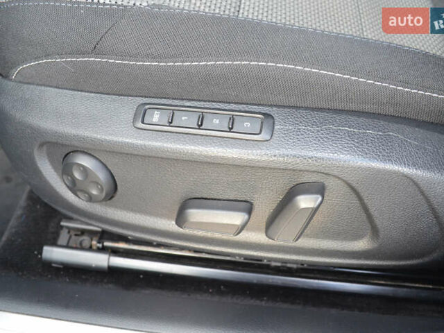 Черный Фольксваген Пассат Альтрак, объемом двигателя 1.98 л и пробегом 277 тыс. км за 10900 $, фото 31 на Automoto.ua