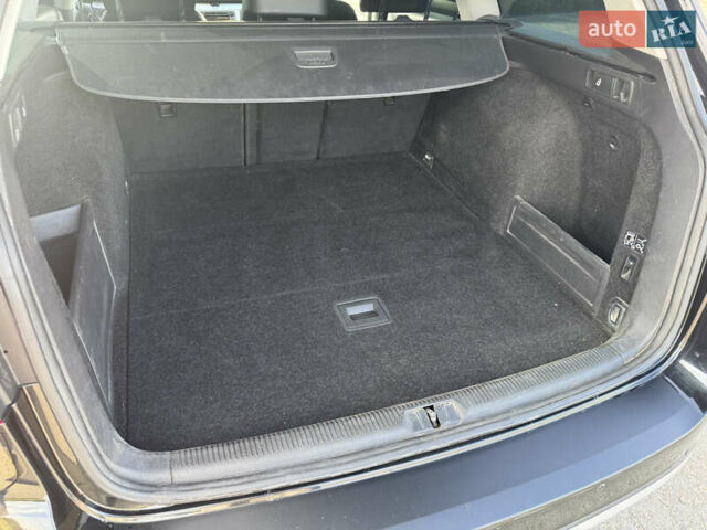 Черный Фольксваген Пассат Альтрак, объемом двигателя 2 л и пробегом 261 тыс. км за 13000 $, фото 35 на Automoto.ua