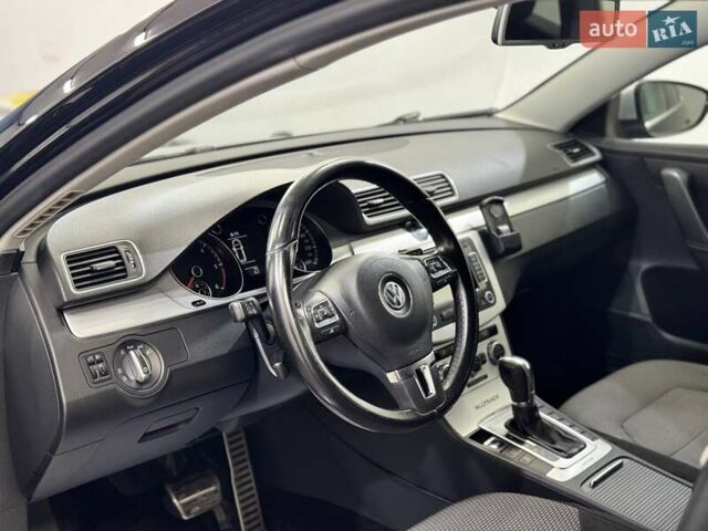 Чорний Фольксваген Пассат Альтрак, об'ємом двигуна 2 л та пробігом 236 тис. км за 12500 $, фото 2 на Automoto.ua