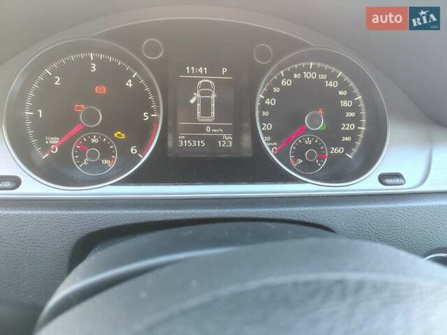 Черный Фольксваген Пассат Альтрак, объемом двигателя 2 л и пробегом 315 тыс. км за 13000 $, фото 9 на Automoto.ua