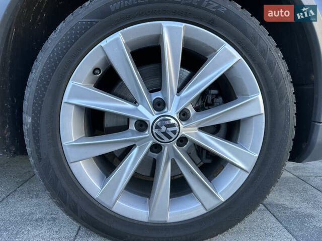 Черный Фольксваген Пассат Альтрак, объемом двигателя 2 л и пробегом 211 тыс. км за 13950 $, фото 32 на Automoto.ua