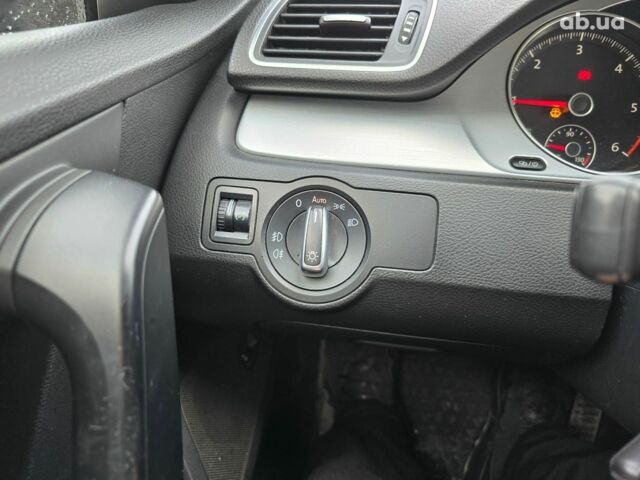 Черный Фольксваген Пассат Альтрак, объемом двигателя 2 л и пробегом 290 тыс. км за 12990 $, фото 18 на Automoto.ua