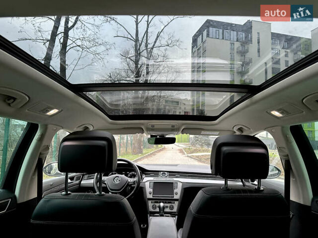 Чорний Фольксваген Пассат Альтрак, об'ємом двигуна 2 л та пробігом 245 тис. км за 18500 $, фото 14 на Automoto.ua