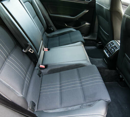 Чорний Фольксваген Пассат Альтрак, об'ємом двигуна 2 л та пробігом 272 тис. км за 16400 $, фото 11 на Automoto.ua