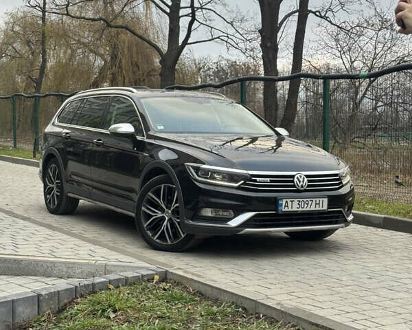 Чорний Фольксваген Пассат Альтрак, об'ємом двигуна 2 л та пробігом 245 тис. км за 18500 $, фото 1 на Automoto.ua