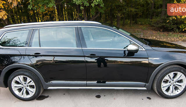 Чорний Фольксваген Пассат Альтрак, об'ємом двигуна 2 л та пробігом 272 тис. км за 16400 $, фото 26 на Automoto.ua