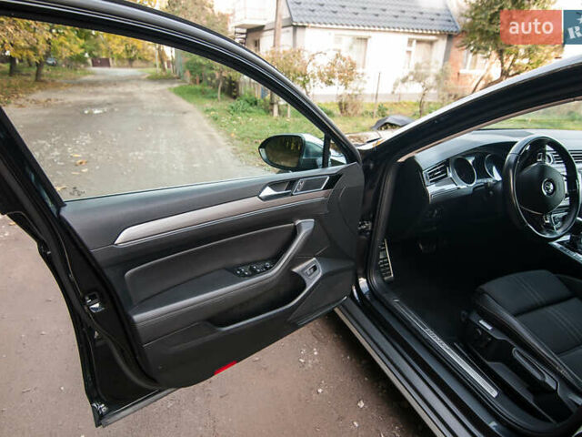 Чорний Фольксваген Пассат Альтрак, об'ємом двигуна 2 л та пробігом 272 тис. км за 16400 $, фото 25 на Automoto.ua