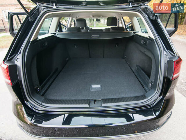 Чорний Фольксваген Пассат Альтрак, об'ємом двигуна 2 л та пробігом 272 тис. км за 16400 $, фото 14 на Automoto.ua