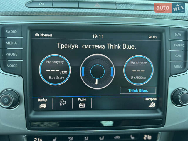 Черный Фольксваген Пассат Альтрак, объемом двигателя 2 л и пробегом 230 тыс. км за 18900 $, фото 92 на Automoto.ua