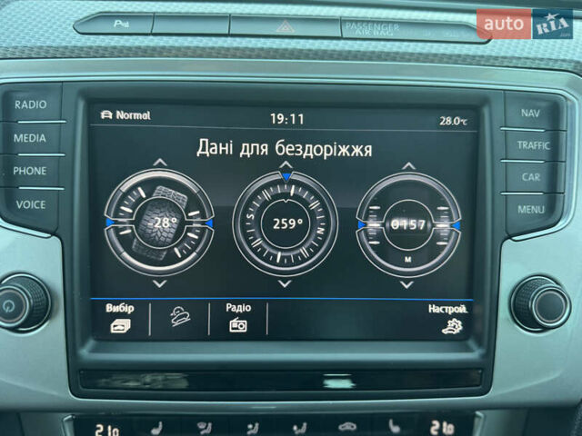 Черный Фольксваген Пассат Альтрак, объемом двигателя 2 л и пробегом 230 тыс. км за 18900 $, фото 88 на Automoto.ua