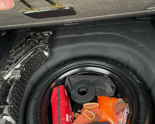 Черный Фольксваген Пассат Альтрак, объемом двигателя 2 л и пробегом 219 тыс. км за 22000 $, фото 35 на Automoto.ua