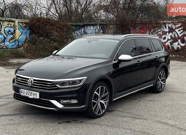 Черный Фольксваген Пассат Альтрак, объемом двигателя 2 л и пробегом 219 тыс. км за 22000 $, фото 2 на Automoto.ua