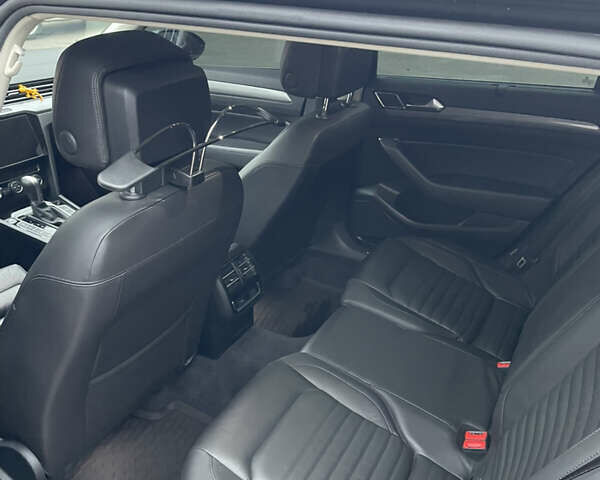 Черный Фольксваген Пассат Альтрак, объемом двигателя 2 л и пробегом 219 тыс. км за 22000 $, фото 33 на Automoto.ua